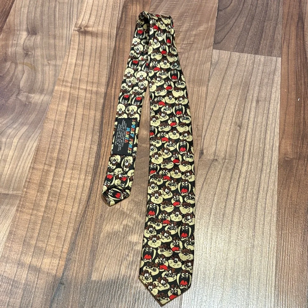 90s vintage Child size Taz Looney Tunes Necktie Tazmanian Devil